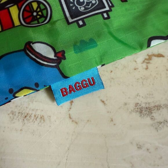 Hello kitty x Baggu 3D zip set - Picture 11 of 13